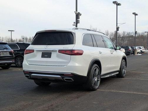 2026 Mercedes-Benz GLS 450 4MATIC