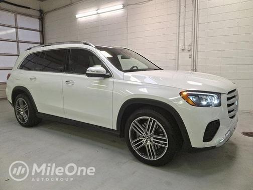 2025 Mercedes-Benz GLS 450 4MATIC