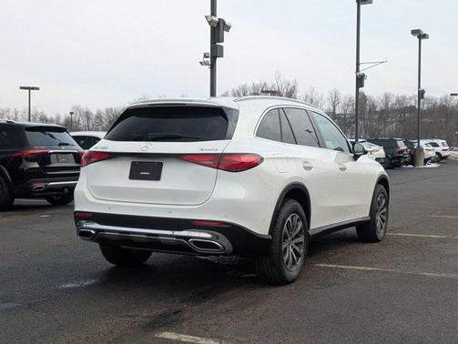 2026 Mercedes-Benz GLC 300 4MATIC