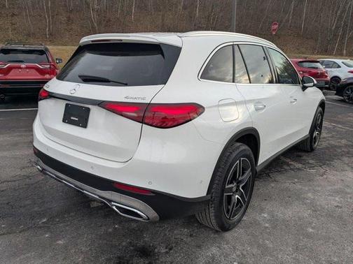 2026 Mercedes-Benz GLC 300 4MATIC