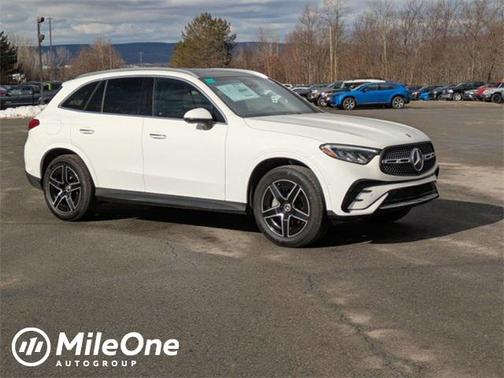 2025 Mercedes-Benz GLC 350e Base