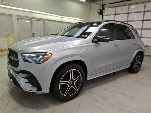 Silver Metallic 2025 Mercedes-Benz GLE 580 4MATIC