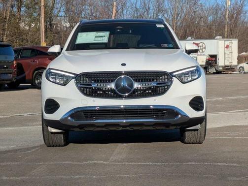 2026 Mercedes-Benz GLC 300 4MATIC