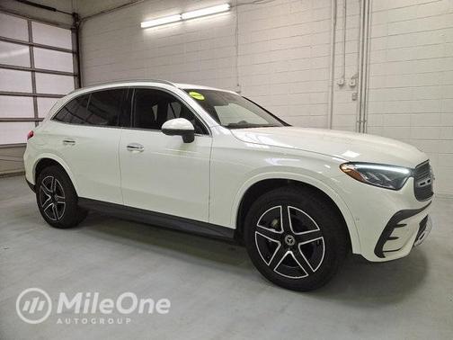 2025 Mercedes-Benz GLC 350e Base