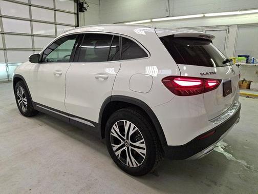 2025 Mercedes-Benz GLA 250 4MATIC