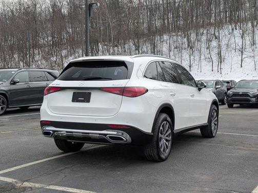 2026 Mercedes-Benz GLC 300 4MATIC