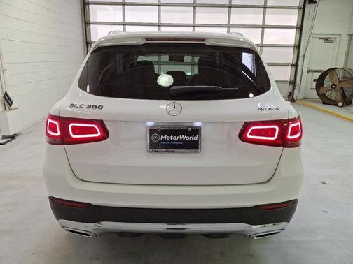 2022 Mercedes-Benz GLC 300 4MATIC