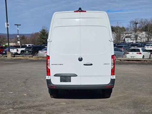 2025 Mercedes-Benz Sprinter 2500 Standard Roof