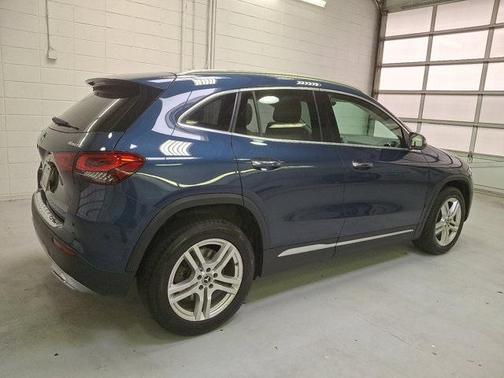 2021 Mercedes-Benz GLA 250 Base 4MATIC