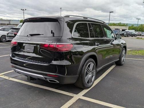 2025 Mercedes-Benz GLS 450 4MATIC