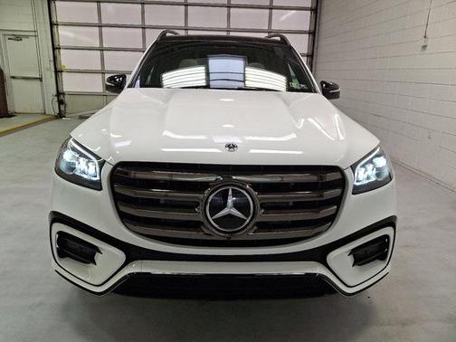2025 Mercedes-Benz GLS 580 4MATIC