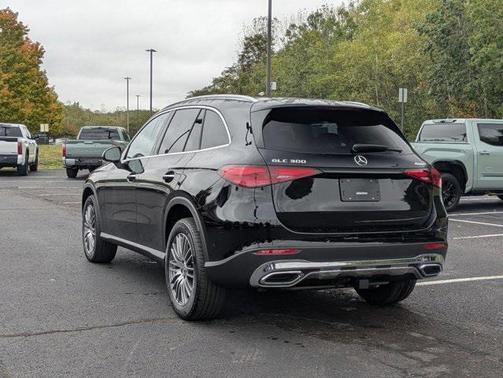 2026 Mercedes-Benz GLC 300 4MATIC