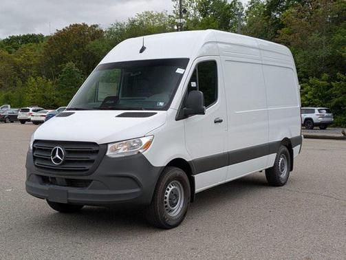 2025 Mercedes-Benz Sprinter 2500 Standard Roof
