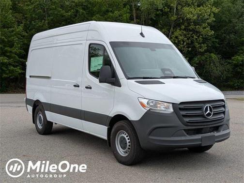 2025 Mercedes-Benz Sprinter 2500 Standard Roof