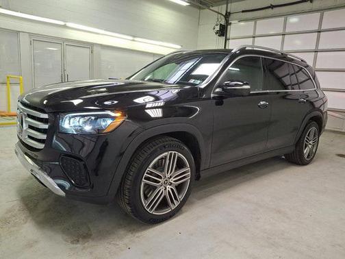 2025 Mercedes-Benz GLS 450 4MATIC