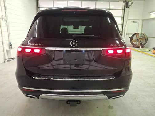 2025 Mercedes-Benz GLS 450 4MATIC