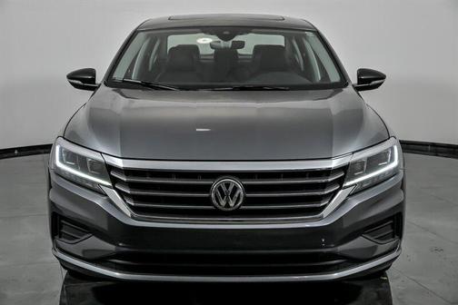 2022 Volkswagen Passat 2.0T Limited Edition