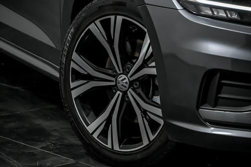 2022 Volkswagen Passat 2.0T Limited Edition