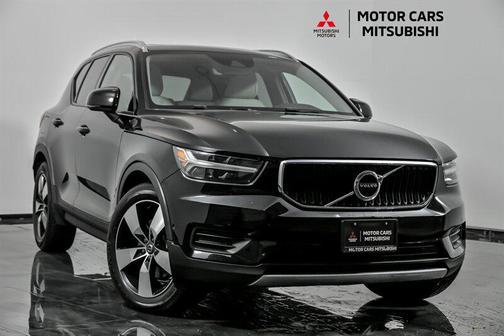 2019 Volvo XC40 T5 Momentum