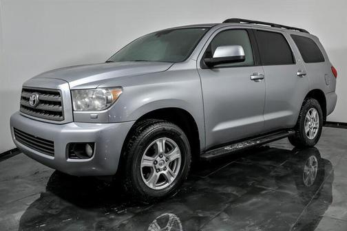 2016 Toyota Sequoia SR5