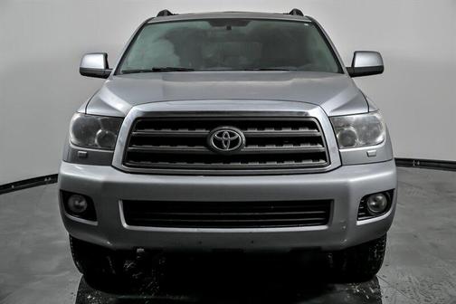 2016 Toyota Sequoia SR5