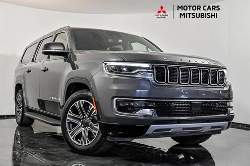 Baltic Gray Metallic Clearcoat 2023 Jeep Wagoneer L Series II 4x4