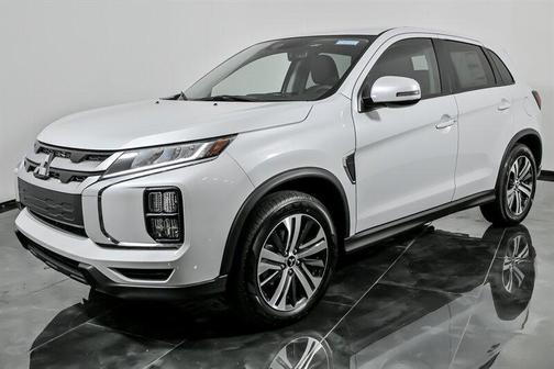 2025 Mitsubishi Outlander Sport SE