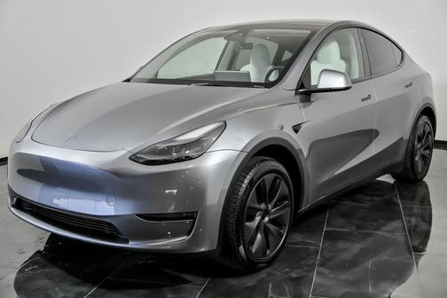 2024 Tesla Model Y 