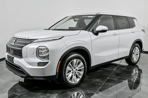 2025 Mitsubishi Outlander ES 2.5 S-AWC