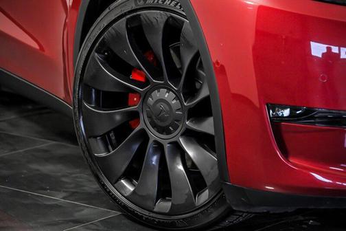 Red Multi-Coat 2022 Tesla Model Y Performance Dual Motor All-Wheel Drive