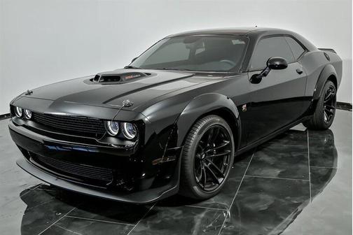 2022 Dodge Challenger R/T Scat Pack Widebody