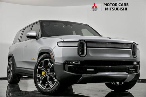 2023 Rivian R1S Adventure