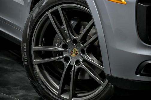 2020 Porsche Cayenne Cayenne