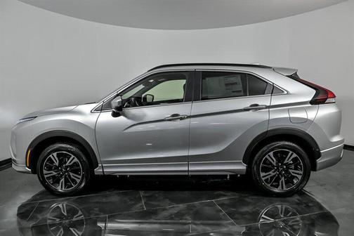 Alloy Silver Metallic 2026 Mitsubishi Eclipse Cross SE