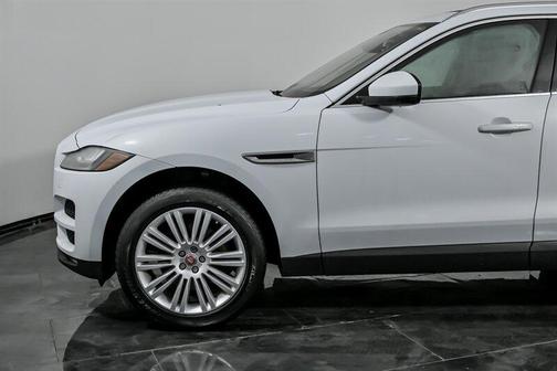 2018 Jaguar F-PACE 35t Portfolio