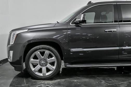 2016 Cadillac Escalade Luxury