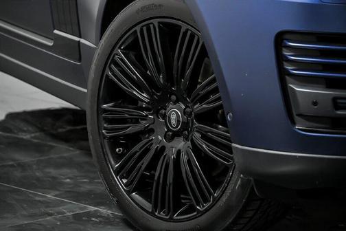 Byron Blue Metallic 2020 Land Rover Range Rover P525 HSE SWB