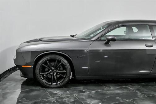 2016 Dodge Challenger R/T