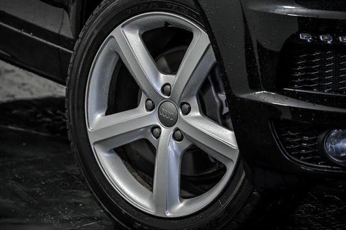 Night Black 2015 Audi Q7 3.0T S line Prestige