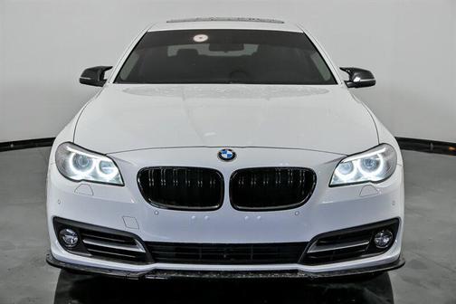 Alpine White 2016 BMW 528 xDrive