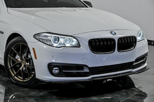 Alpine White 2016 BMW 528 xDrive