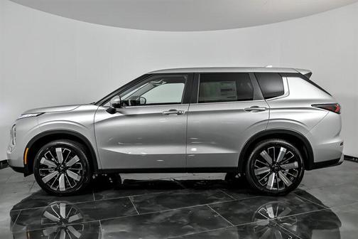 2025 Mitsubishi Outlander SE 2.5 S-AWC