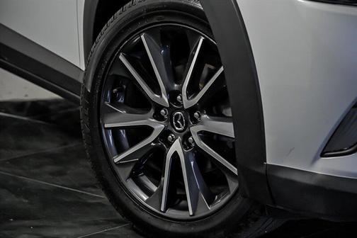 Ceramic Metallic 2018 Mazda CX-3 Touring