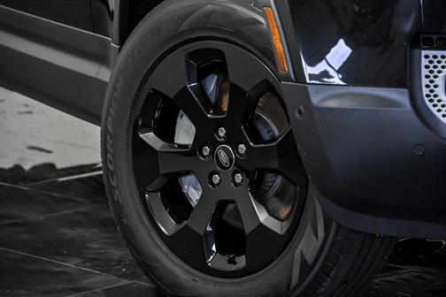 Santorini Black Metallic 2022 Land Rover Defender 110 SE