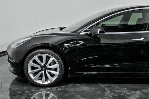 Solid Black 2020 Tesla Model 3 Long Range