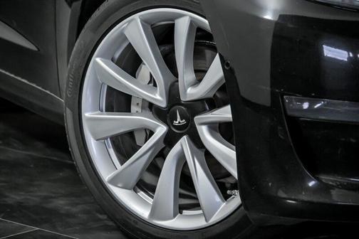 Solid Black 2020 Tesla Model 3 Long Range