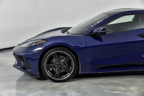 2025 Chevrolet Corvette Stingray w/2LT