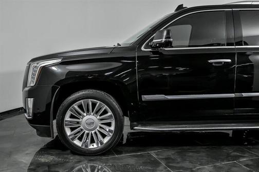 2020 Cadillac Escalade Luxury
