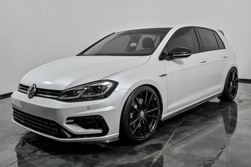 2019 Volkswagen Golf R 2.0T DSG
