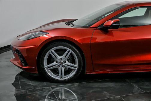 2025 Chevrolet Corvette Stingray w/2LT